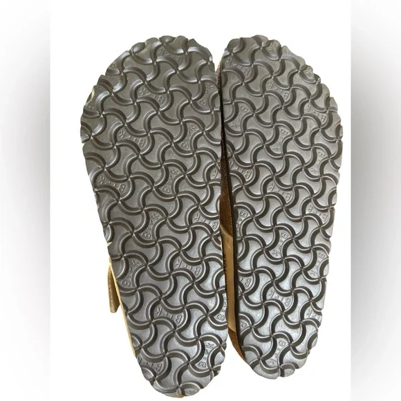 Birkenstock Tan Sandals NWT - Picture 7 of 11